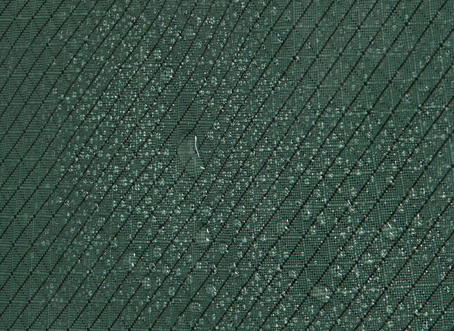 Materiál odolný proti počasí i opotřebení