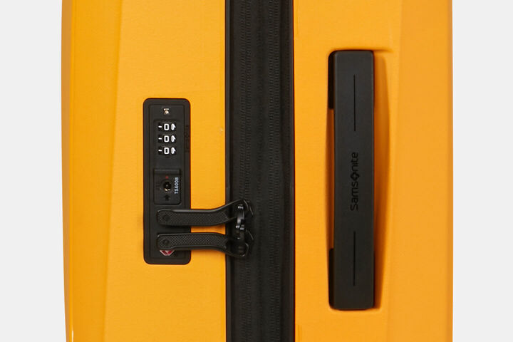 NOVINKA: ESSENS SE ZIPPEM