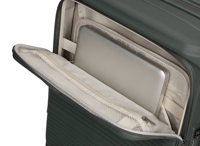 Snadno přístupná přední kapsa