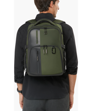 Biz2go Batoh 15.6" 44 x 33 x 20 cm | 1.1 kg Biz2go Batoh 15.6" 44 x 33 x 20 cm | 1.1 kg