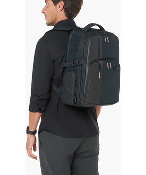 Biz2go Batoh 17.3" 47 x 35 x 22/26 cm | 1.3 kg Biz2go Batoh 17.3" 47 x 35 x 22/26 cm | 1.3 kg