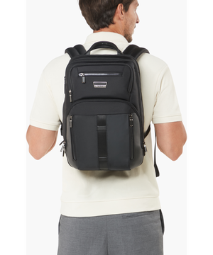 Urban-Eye Batoh 14.1" 41 x 28 x 16 cm | 1 kg