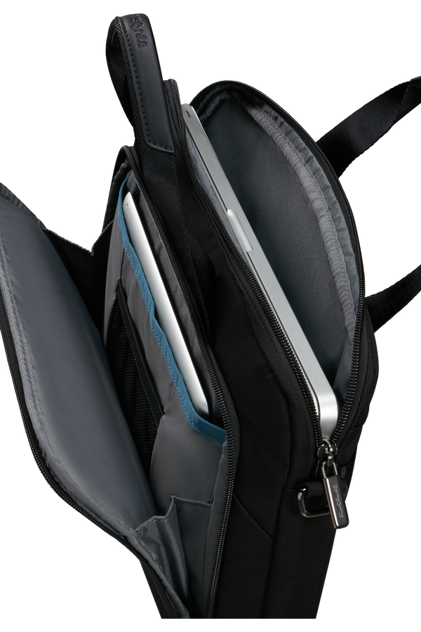 Samsonite Evosight Slim Bailhandle 15.6'  Černá