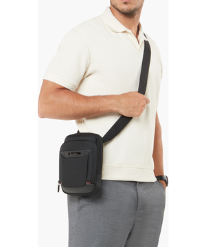 Pro-DLX 6 Ta&scaron;ka přes rameno  S 22 x 15.5 x 6 cm | 0.2 kg