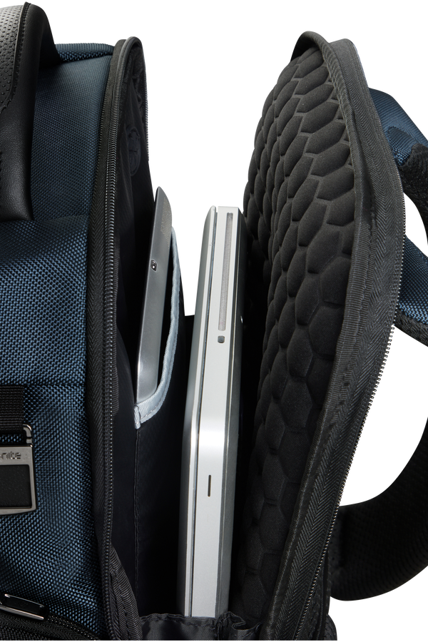 Samsonite Pro-DLX 6 Underseater Backpack 15.6'  Modrá