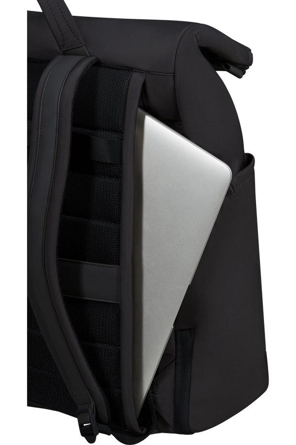 Essentis Batoh 15.6"