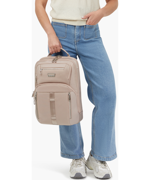 Urban-Eye Batoh 14.1" 41 x 28 x 16 cm | 1 kg Urban-Eye Batoh 14.1" 41 x 28 x 16 cm | 1 kg
