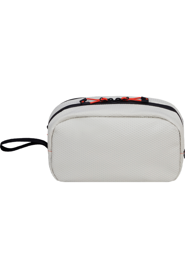 Samsonite Ecodiver Toilet Kit  Cloud White Samsonite Ecodiver Toilet Kit  Cloud White