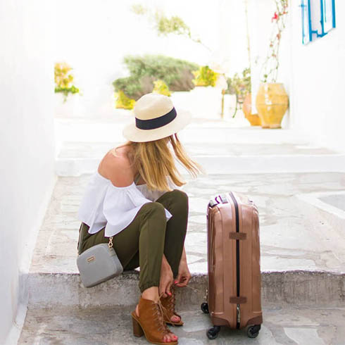 mysamsonite Light & Strong. Seriously. #TheSeriousTraveller #MySamsonite