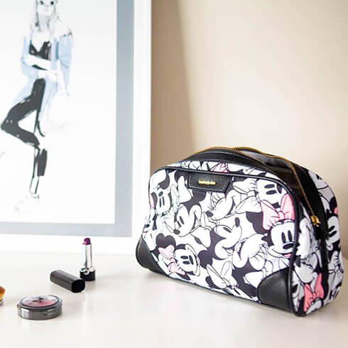 Wake up and Makeup with our Disney Forever toilet kit